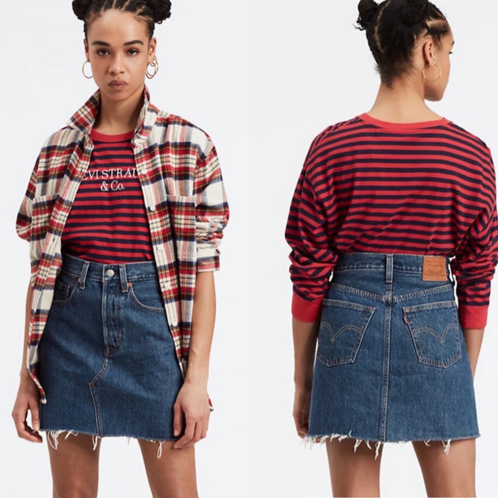 Levi’s High Rise Denim Mini Skirt Deconstructed Iconic Boyfriend Size 25 NWT